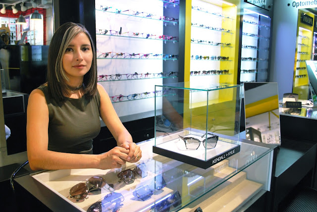 Óptica Los Andes incorporó a su portafolio la última colección de gafas Kendall&Kylie;